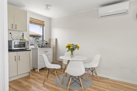 Photo of property in 76e Bandon Street, Frankton, Hamilton, 3204