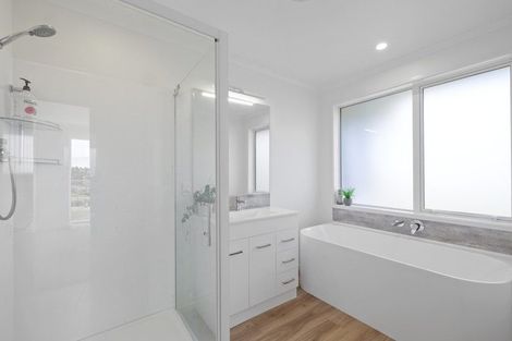 Photo of property in 284 Frankley Road, Ferndale, New Plymouth, 4310