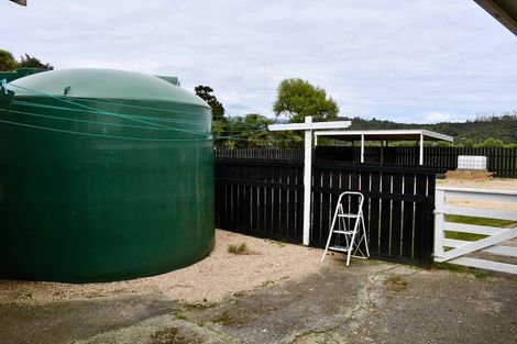 Photo of property in 126 Waverley Street, Karamea, 7893