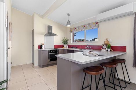 Photo of property in 21 Hookey Drive, Te Puke, 3119