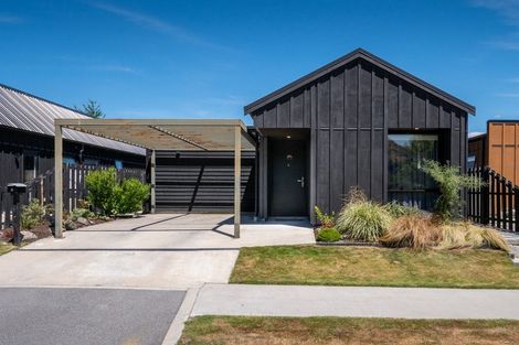 Photo of property in 8 Longlands Street, Lake Hayes, Queenstown, 9304