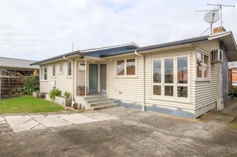 Photo of property in 28 Larnach Street, St Andrews, Hamilton, 3200