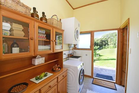 Photo of property in 32 Waterview Crescent, Kaiwaka, 0573