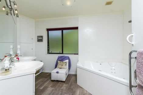 Photo of property in 5 Paradise Way, Pohara, Takaka, 7183