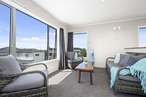 Photo of property in 41b Dickson Road, Papamoa Beach, Papamoa, 3118