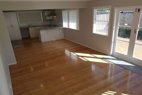 Photo of property in 25 Holland Street, Pukekohe, 2120