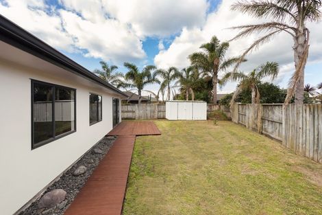 Photo of property in 41 Madeleine Terrace, Papamoa Beach, Papamoa, 3118