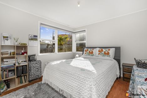 Photo of property in 88 Vodanovich Road, Te Atatu South, Auckland, 0610