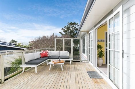 Photo of property in 18 Glen Alton Avenue, Paparangi, Wellington, 6037