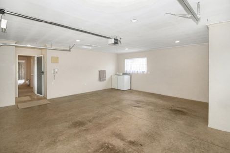 Photo of property in 16d Burns Street, Westown, New Plymouth, 4310