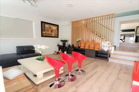 Photo of property in 6 Veneta Close, Flat Bush, Auckland, 2019