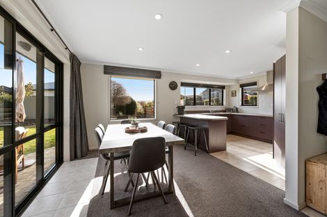 Photo of property in 11 Walnut Grove, Alexandra, 9320