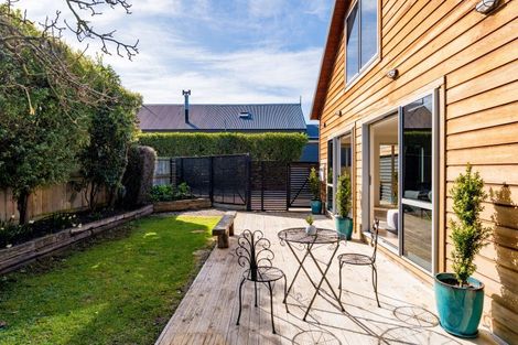 Photo of property in 8a Queen Street, Brighton, Dunedin, 9035