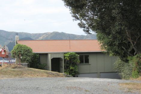Photo of property in 25 Ranui Crescent, Diamond Harbour, 8971