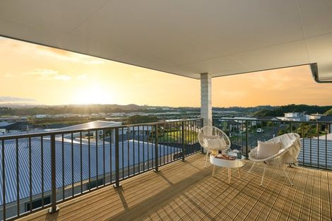 Photo of property in 25 Benmore Crescent, Pyes Pa, Tauranga, 3112