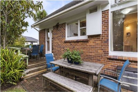 Photo of property in 4 Alton Avenue, Hillcrest, Auckland, 0627