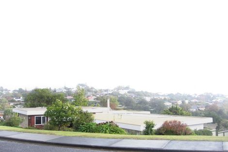 Photo of property in 4 Chilton Place, Howick, Auckland, 2014