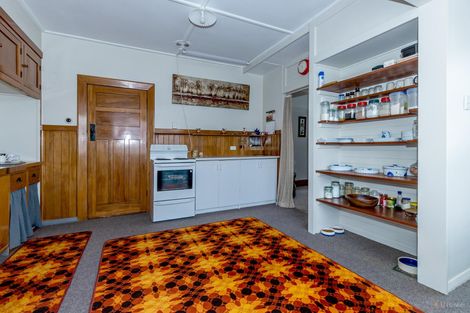 Photo of property in 1 Maude Street, Waimate, 7924