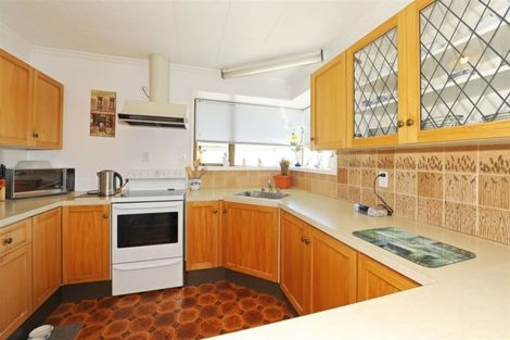 Photo of property in 11 Nyoli Street, Northcote, Christchurch, 8052