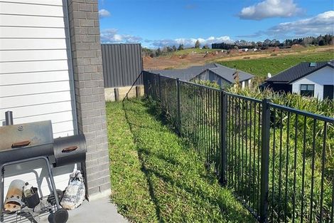 Photo of property in 41 Pioneer Crescent, Omokoroa, 3114