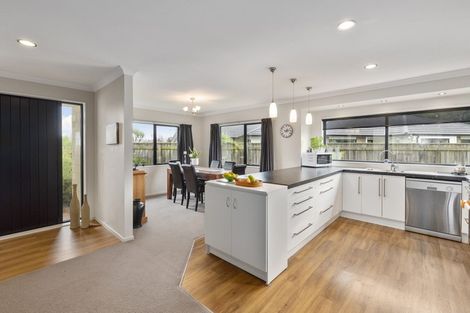 Photo of property in 34 Sue Avenue, Otaki, 5512