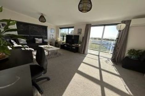 Photo of property in 3a Highfield Road, Feilding, 4702