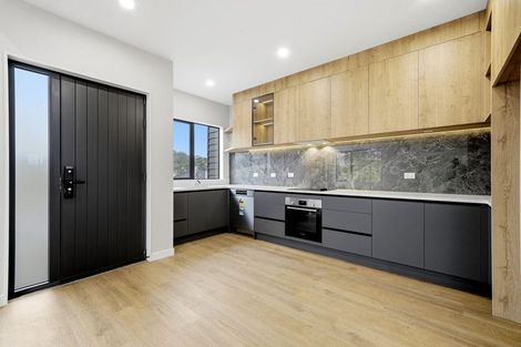 Photo of property in 10 Harakeke Lane, Orewa, 0931