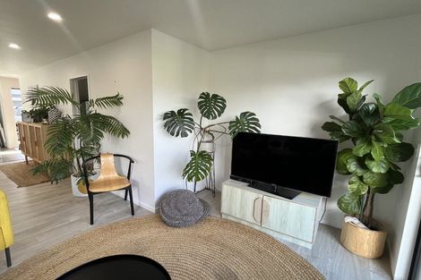 Photo of property in 94d Bay Street, Red Beach, 0932