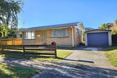 Photo of property in 2/14 William Booth Grove, Trentham, Upper Hutt, 5018