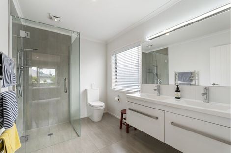 Photo of property in 116 Palm Springs Boulevard, Papamoa Beach, Papamoa, 3118