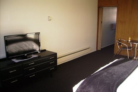 Photo of property in 2 Moncrieff Street, Mount Victoria, Wellington, 6011