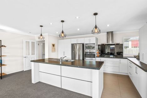 Photo of property in 26 Henley Close, Rolleston, 7614