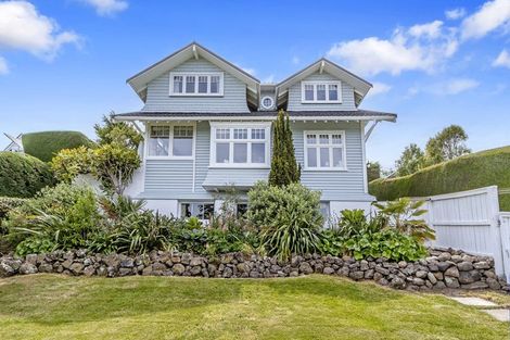 Photo of property in 119 Dyers Pass Road, Cashmere, Christchurch, 8022