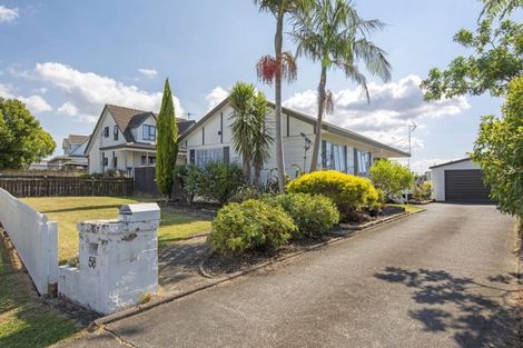 Photo of property in 58 De Quincey Terrace, Highland Park, Auckland, 2010