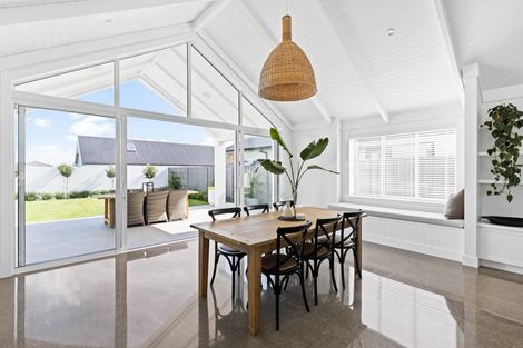 Photo of property in 25 Grooby Place, Havelock North, 4130