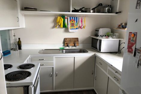 Photo of property in 2/7 Chapel Street, Papakura, 2110