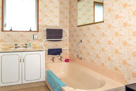 Photo of property in 2/56 Pukatea Street, Gleniti, Timaru, 7910