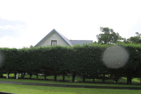 Photo of property in 58 Kurnell Drive, Botany Downs, Auckland, 2010