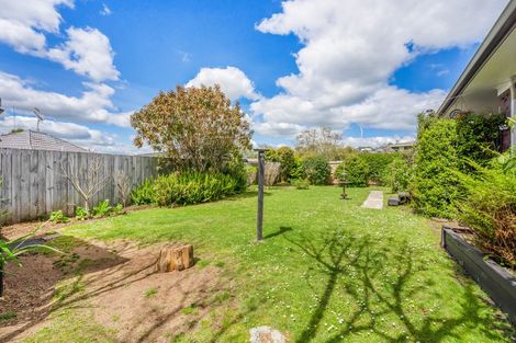 Photo of property in 3 Revell Court, Pukekohe, 2120