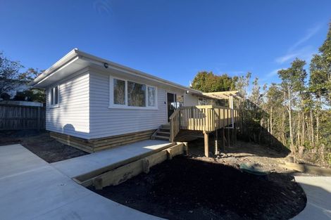 Photo of property in 71 Vipond Road, Stanmore Bay, Whangaparaoa, 0932