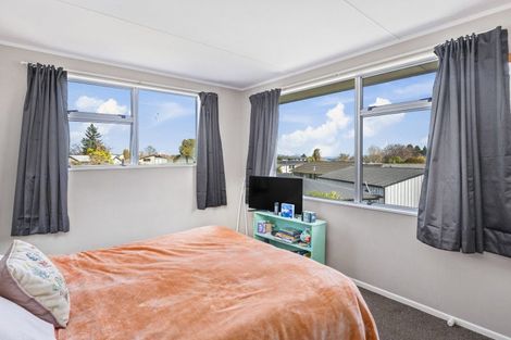 Photo of property in 19 Ward Place, Richmond Heights, Taupo, 3330