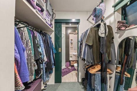 Photo of property in 1 Strachan Way, Highbury, Palmerston North, 4412