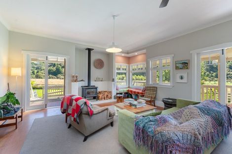 Photo of property in 808 Whitemans Valley Road, Whitemans Valley, Upper Hutt, 5371