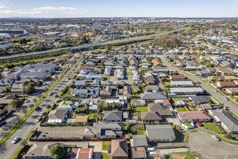 Photo of property in 126 Lincoln Road, Addington, Christchurch, 8024