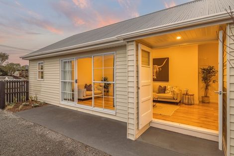 Photo of property in 28 Pine Avenue, New Brighton, Christchurch, 8061