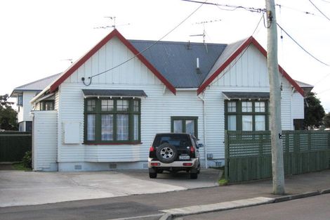 Photo of property in 147 Rongotai Road, Kilbirnie, Wellington, 6022