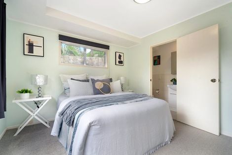 Photo of property in 2/31 Rangeview Road, Sunnyvale, Auckland, 0612