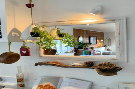 Photo of property in 12 Chamberlain Avenue, Amberley, 7481