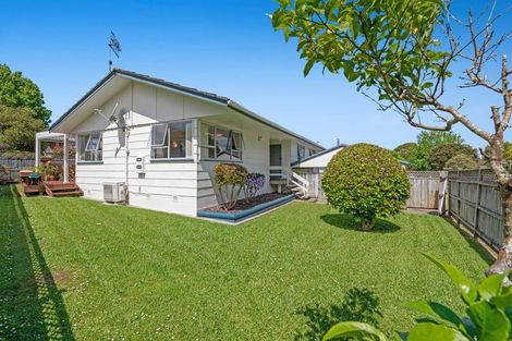 Photo of property in 1/63 Salamanca Road, Sunnynook, Auckland, 0620