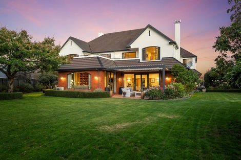 Photo of property in 14 Regent's Park Drive, Casebrook, Christchurch, 8051